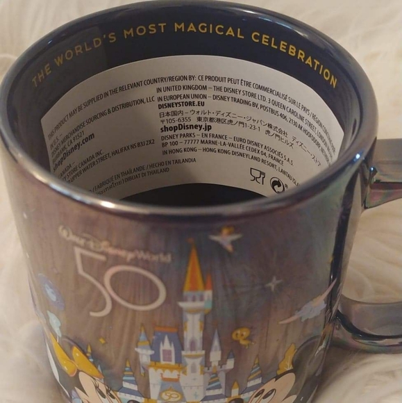💝FIRM! NWT DISNEY PARKS WALT DISNEY WORLD 50TH ANNIVERSARY MICKEY & FRIENDS MUG - Picture 2 of 11